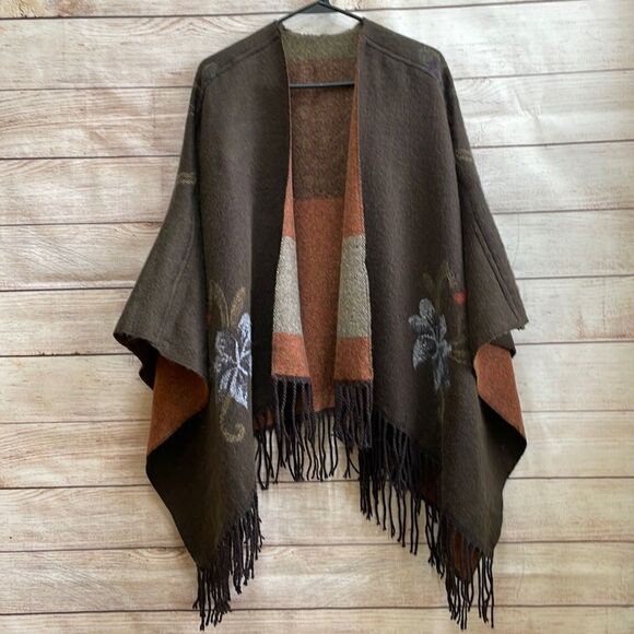 SOFT BROWN FRINGE WRAP WITH FLORAL PRINT - Picture 1 of 9